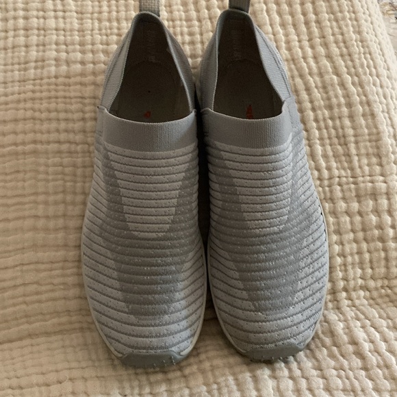 Merrell Selectgrip Woman’s 9 slip ons - Picture 2 of 4